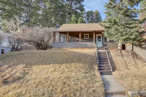 Pet-friendly Black Hills Home ~ 5 Mi to Terry Peak
