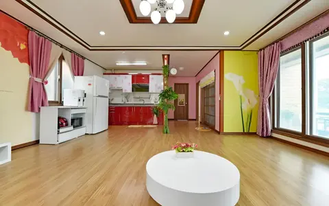 Taean Mongsanpo Solmorae Pension