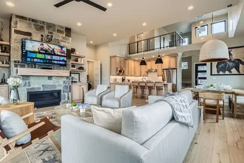 Deer Valley East Perfection On Vissen! 933 4 Bedroom Townhouse