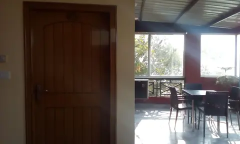 Hotel Ganesha Inn Ganga View