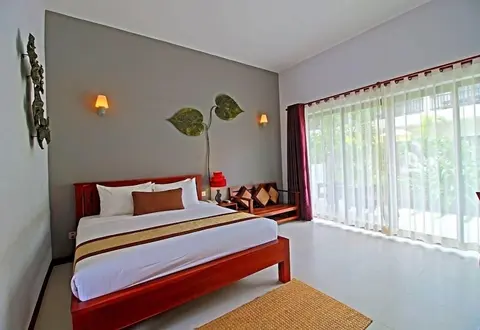 Crystal Hotel