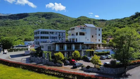 Hotel Opera Jaz