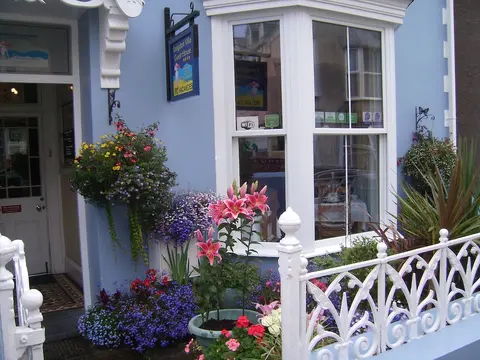 Langdon Villa Guest House