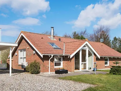 6 Person Holiday Home in Ulfborg