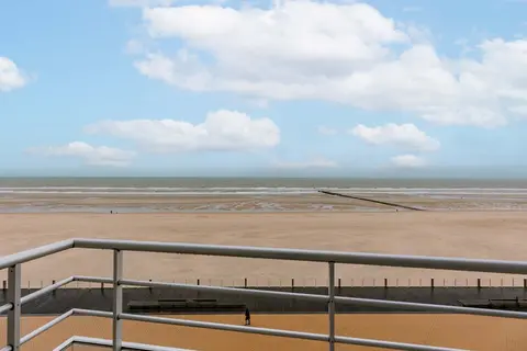 Sea View Apartment With Parking