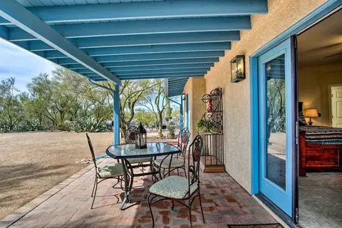 Sunny Tucson Home w/ Patios on 5 Acres!