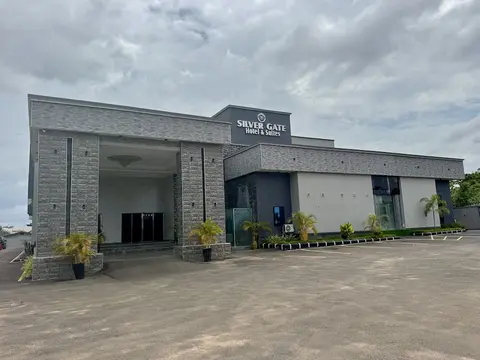 Silver Gate Hotel and Suites