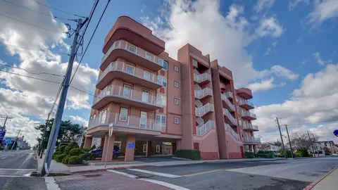 Americana Princess Suites and Condos