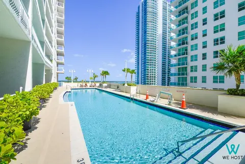 Chic Condo in Brickell Pool & Gym