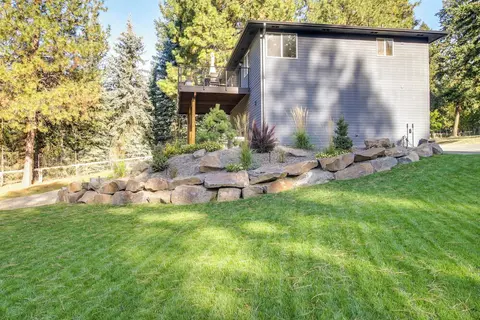 Lake-view Apt w/ Furnished Deck in Hayden!