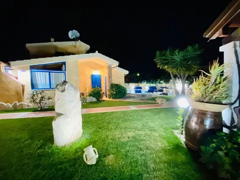 Villa Pavoncella Con Piscina