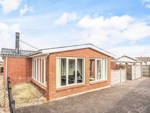 8 Person Holiday Home in Ulfborg