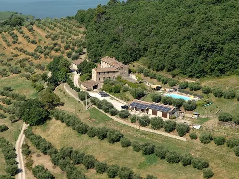 Agriturismo Monte Petreto