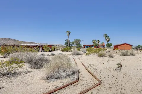 Twentynine Palms 'harmonic House' w/ Mtn Views!