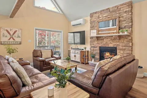Stephen Way by Avantstay Hot Tub + Game Room Albrightsville