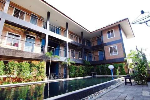 ORA HOUSE