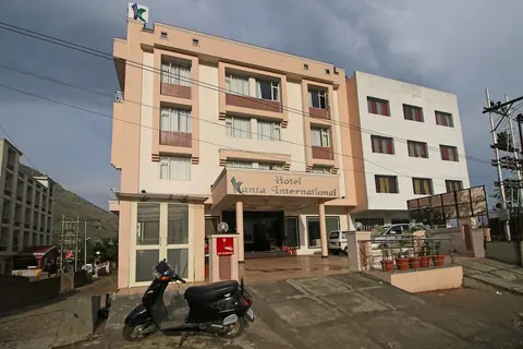 OYO 4690 Hotel Kanta International