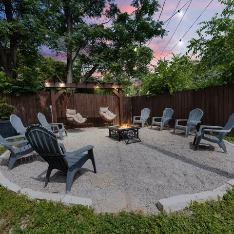 Luxury Family Friendly Home 6 Queen Beds