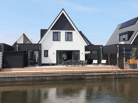 Holiday Home in Stavoren With Jetty