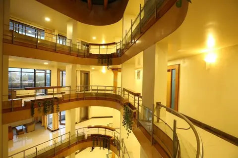 Hotel Kohinoor Square