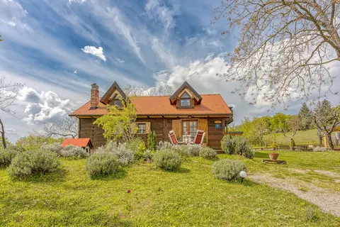 Rural House With Wellness