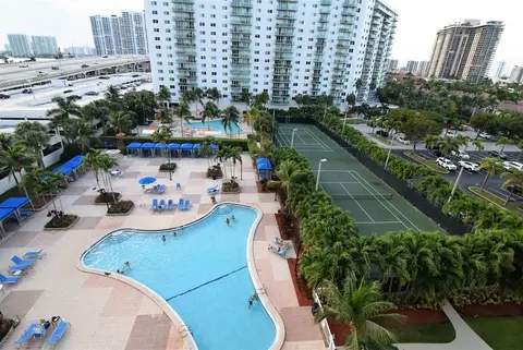 Precious 1 Bed 1 Bath At Ocean Reserve!!