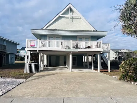 Holden Time 3 Br home by RedAwning
