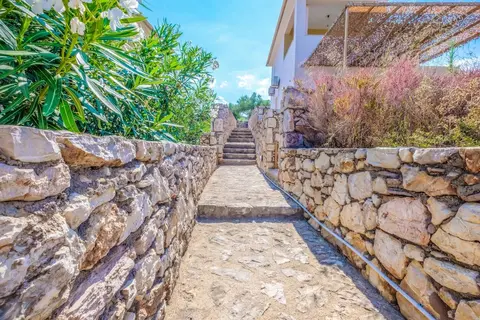 Hilltop Residences