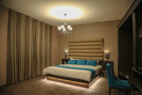 Eden Hotel