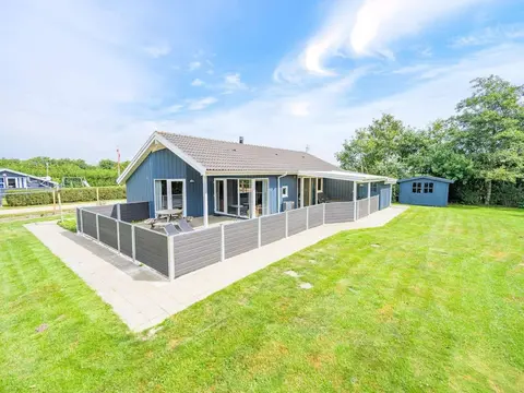 6 Person Holiday Home in Hemmet