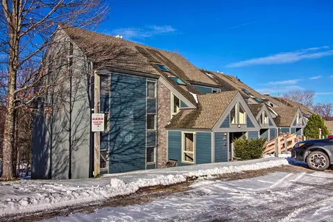 Killington Vermont Condo w/ Ski-in Trail