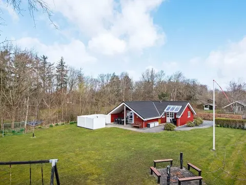 6 Person Holiday Home in Hemmet