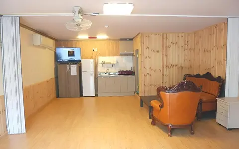Yeongwol Riverside White House Pension