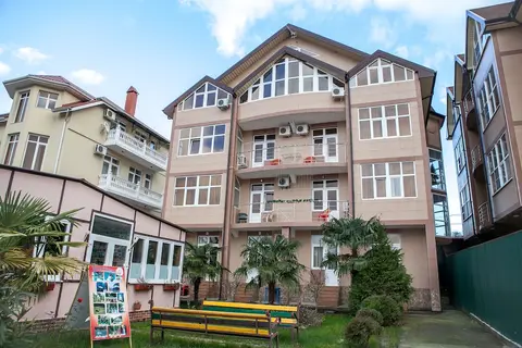 Hotel Mayak