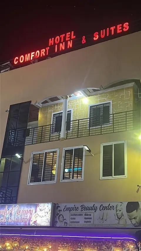 Comfort inn & suites hotel