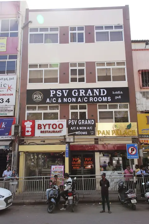 PSV Grand