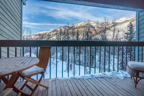 Riverside Condos C202 by Avantstay Condo Close To Downtown, Town Park & Ski Lift #8