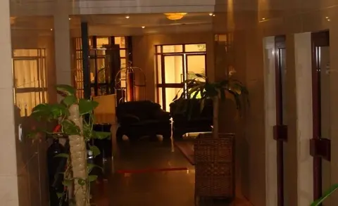 Valencia Hotels