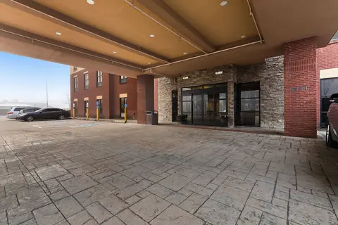 Comfort Suites Nashville near Percy Priest Lake