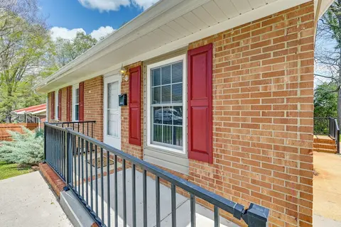 Eclectic Winston-salem Home: 3 Mi to Downtown!