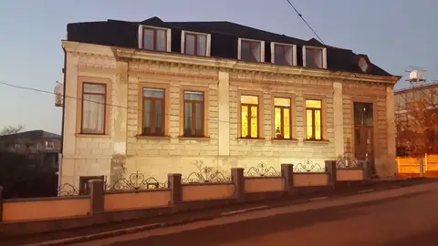 Edemi Hotel