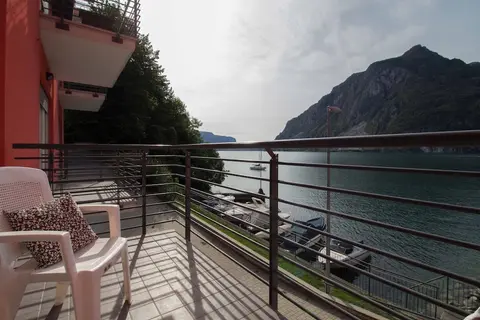 Mamma Ciccia Holiday Home - Lake View