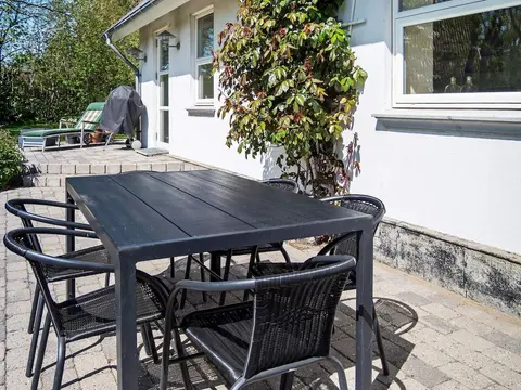 8 Person Holiday Home in Roslev