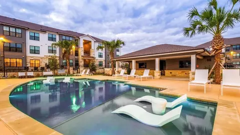 Landing Apartments Pflugerville