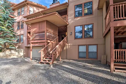 Spacious Ruidoso Retreat w/ Hot Tub & 2 Kitchens!