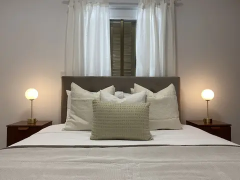 Phaedrus Living City Flat Androcleous