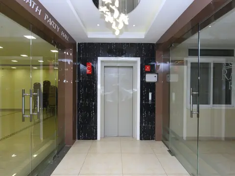 OYO 14852 Rahmath Residency