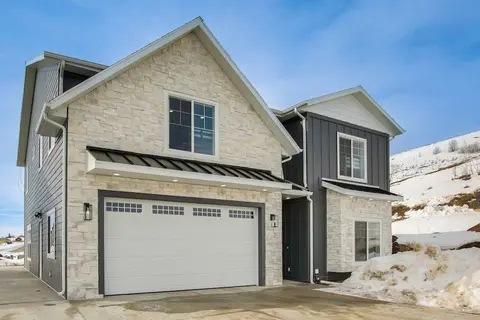 Modern & Spacious Garden City Home w/ Pool Access!