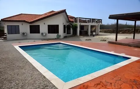 Ayo Villa