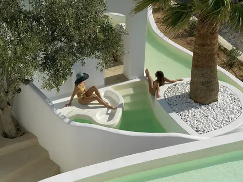Aloni Hotel